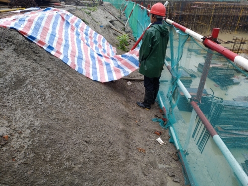 【防汛直击】防汛 | 风里雨里，cq9电子入口一直守在这里！